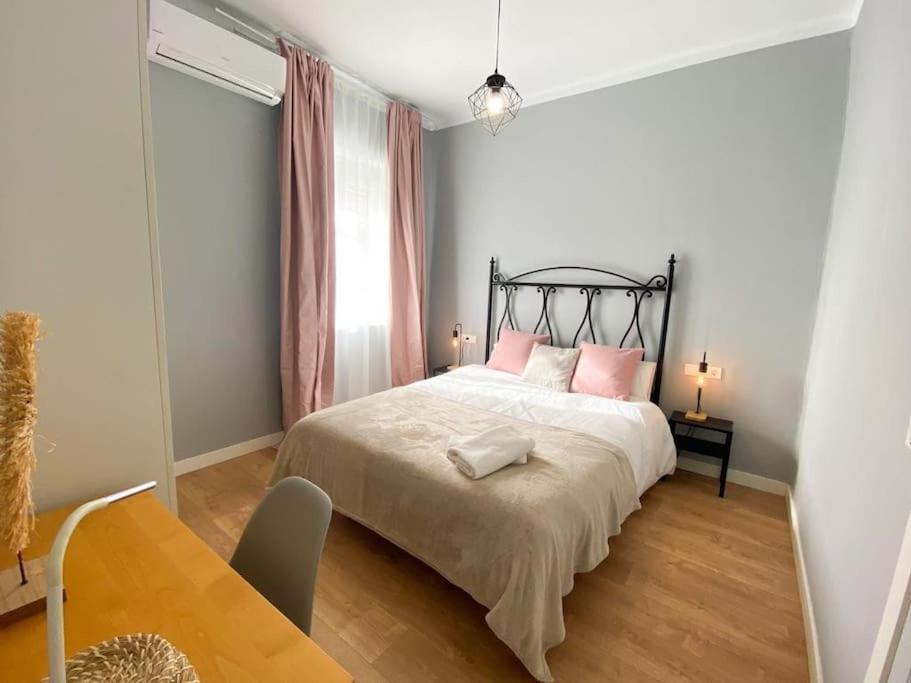 Apartmán Bright Flat Rosaleda Màlaga Exteriér fotografie
